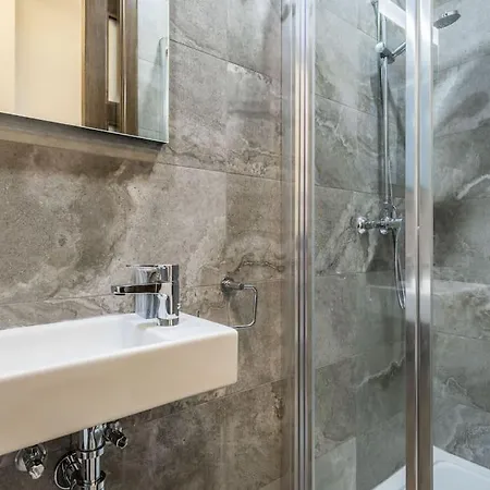 Appartamento Nocturnal Elegance By Solea