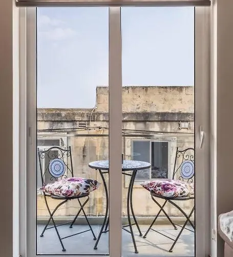 Nocturnal Elegance By Solea 아파트