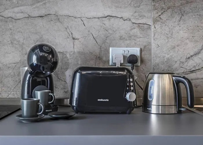 Nocturnal Elegance By Solea * 슬리에마